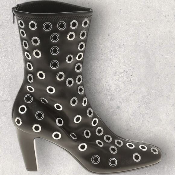 Zara Black Metal Grommet Heeled Ankle Boots Size 38 EU / 7 US - Picture 1 of 7